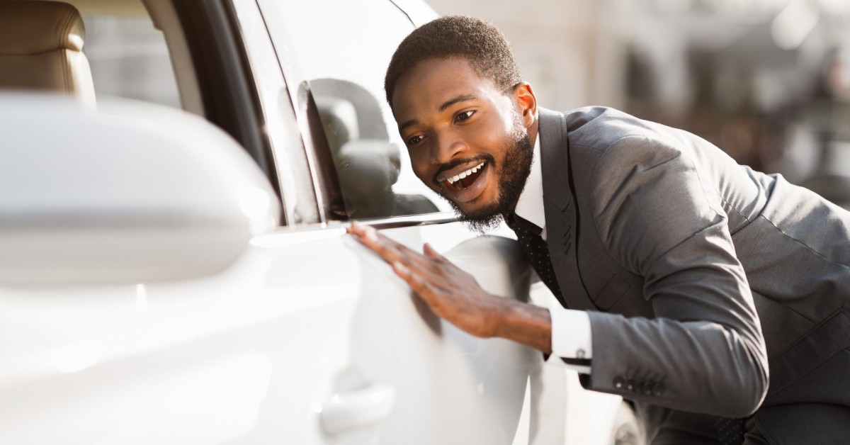 Specialist in the acquisition and merchandising of used vehicles